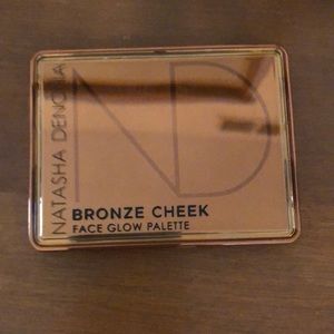 Natasha Denona bronze cheek pallet